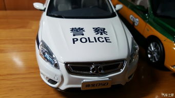 微縮賽道上的雙城記 d50警車(chē)模與出租車(chē)模的別樣對(duì)話